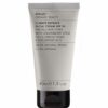 en tube Evolve Organic Beauty Climate Defense SPF30 Cream 40 ml på en hvid baggrund.